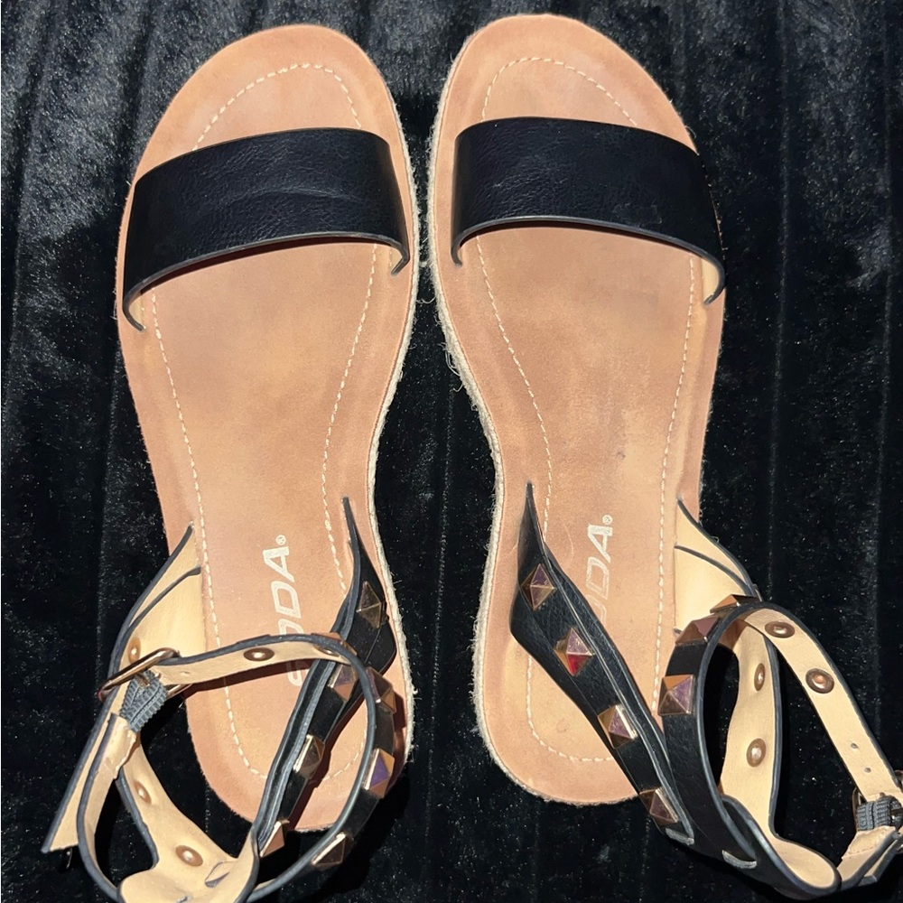 Soda Women's Black Sandals